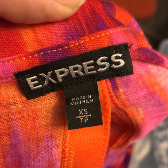 Express Button Back Top size XS - Picture 6 of 6